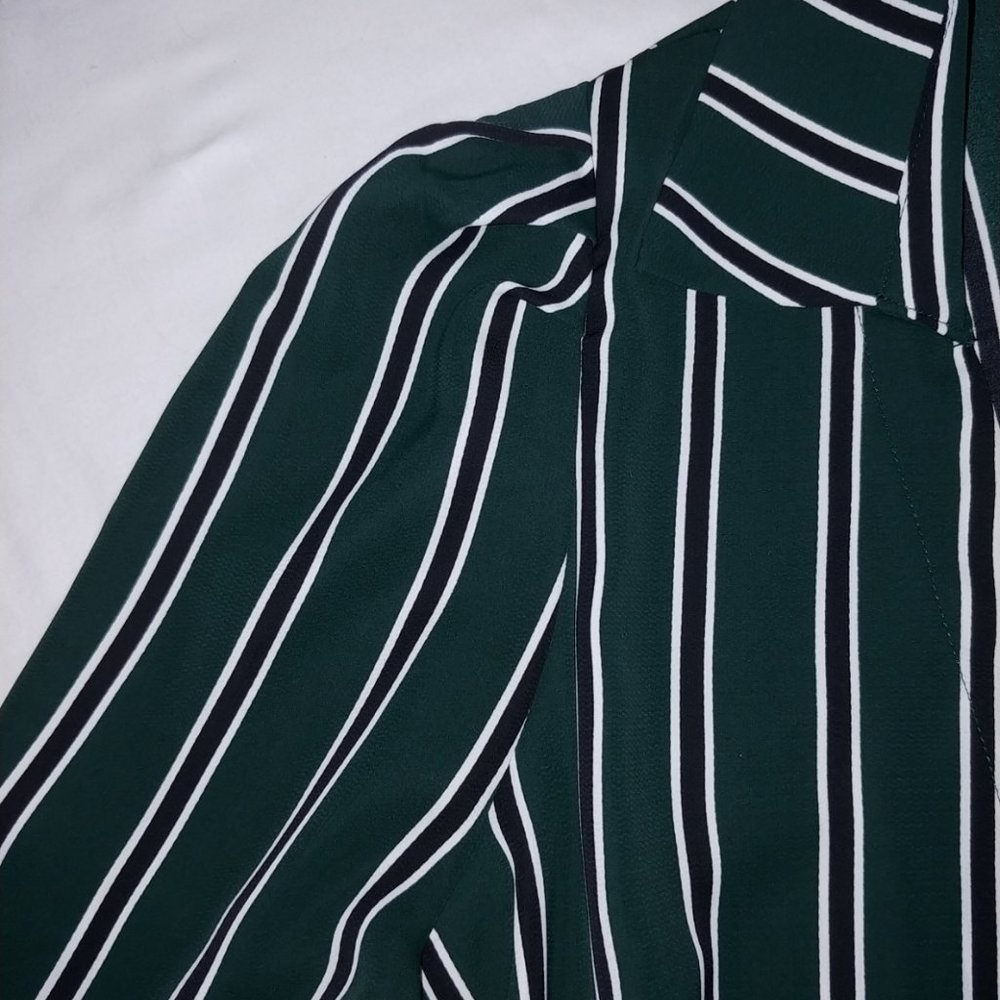 Lucy Paris Long Sleeve Wrap Top SZ M - Picture 4 of 15
